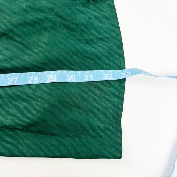 NWT Urban Outfitters Mini Green Satin Long Sleeve Dress Plunge Neckline L Defect - Picture 12 of 13